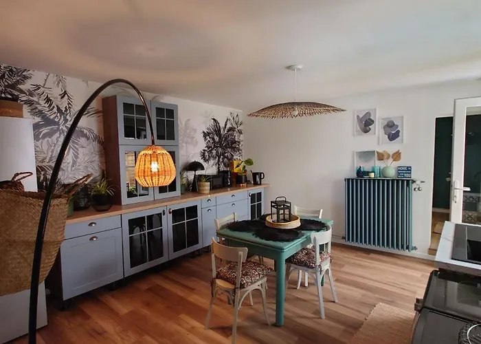 Chez Sherlock Et Oscar