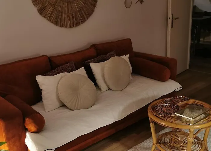 Chez Sherlock Et Oscar Apartament *