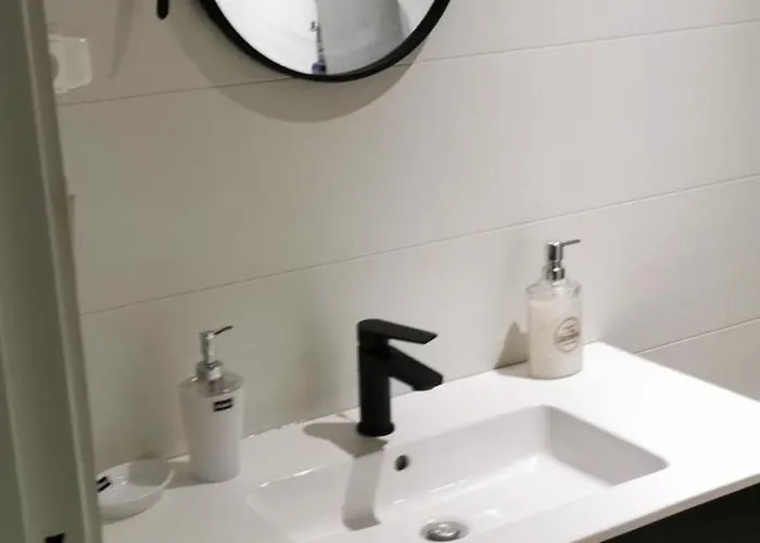 Chez Sherlock Et Oscar Bruyeres