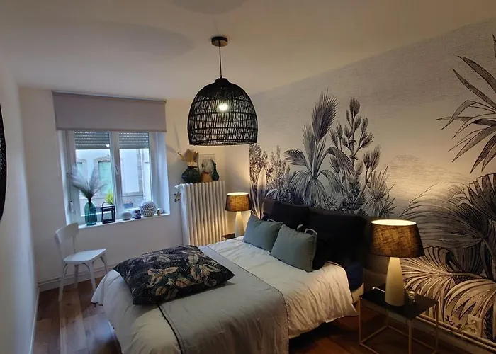 Chez Sherlock Et Oscar *