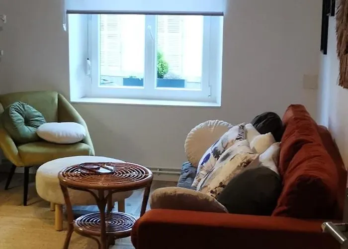 Chez Sherlock Et Oscar