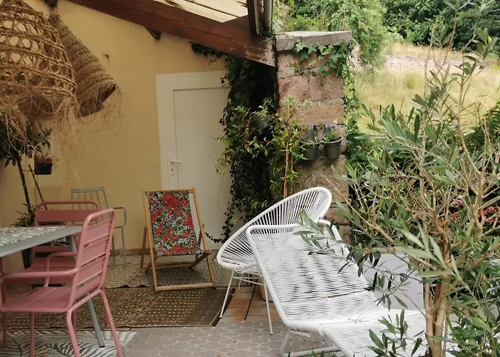 Chez Sherlock Et Oscar * Bruyeres