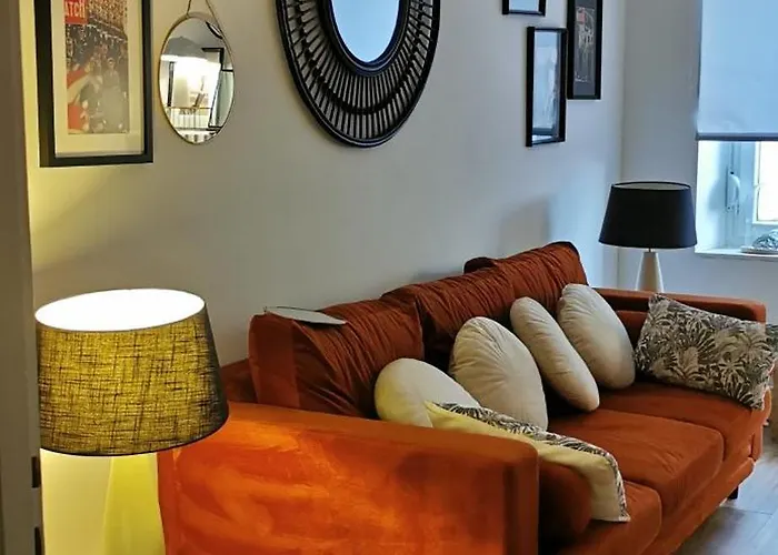 Chez Sherlock Et Oscar