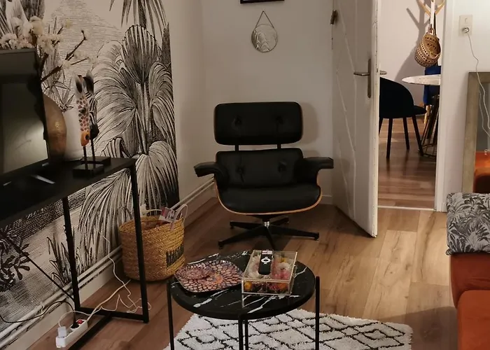 Chez Sherlock Et Oscar * Bruyeres