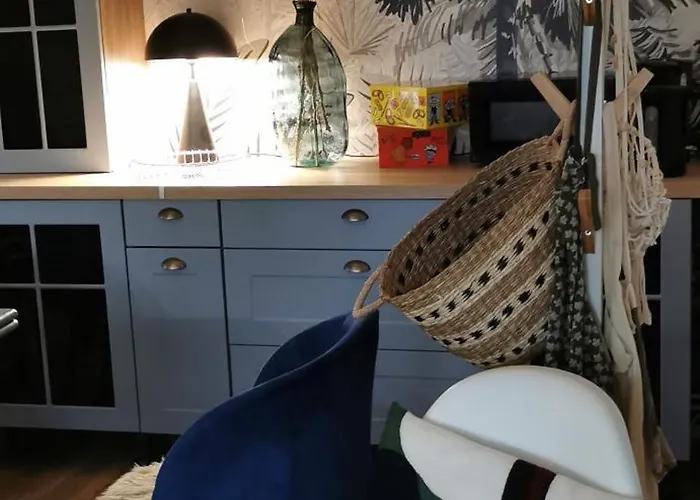 Chez Sherlock Et Oscar